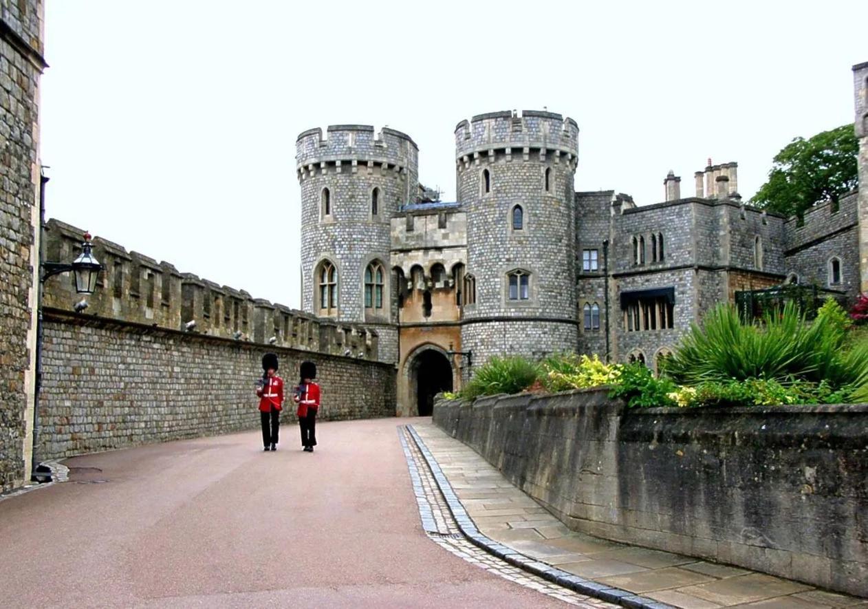 Palmer House Ground Floor With Garden Near Castle And Legoland Windsor Kültér fotó
